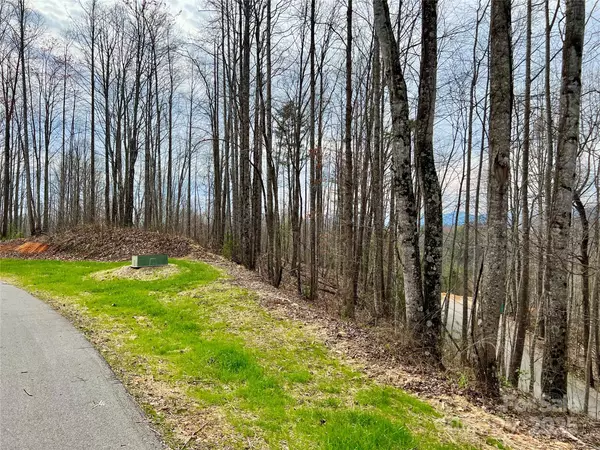 Lenoir, NC 28645,2.1 acre Lot 930 Soaring Top LN #Lot 930