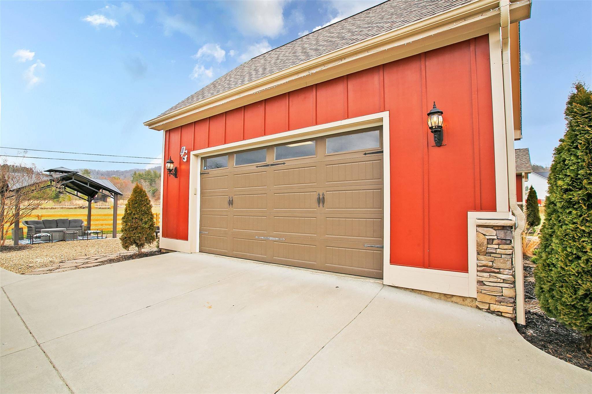 Penrose, NC 28766,35 Cliff RD
