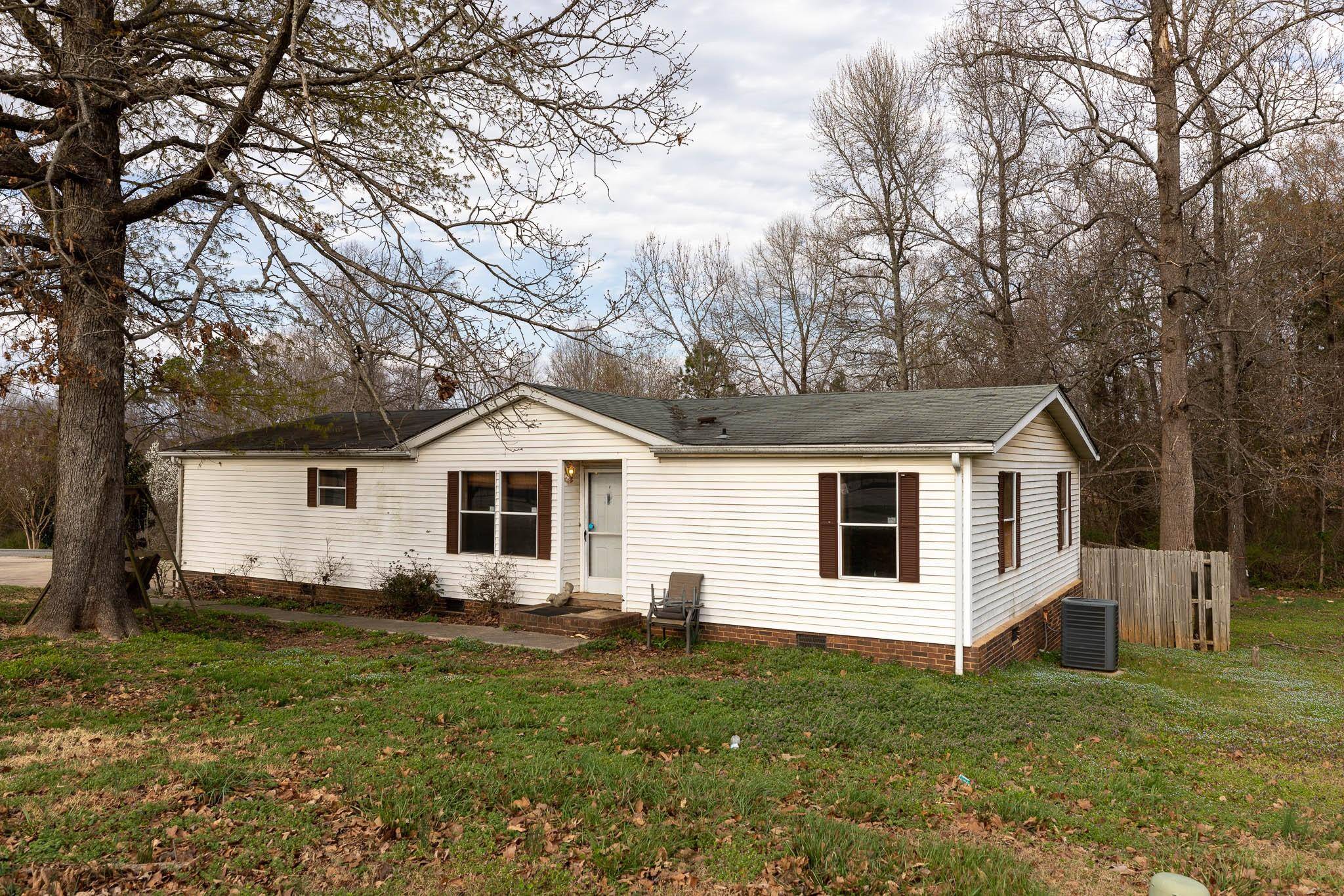 8101 Optimist Club RD,  Denver,  NC 28037