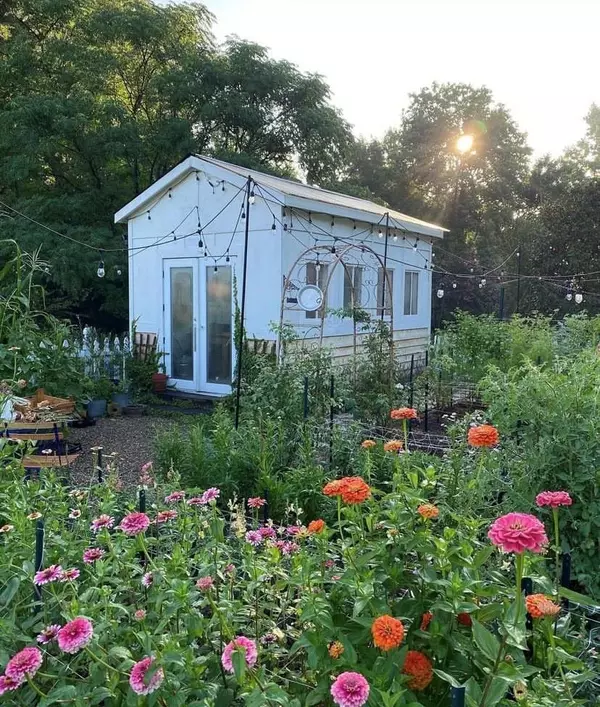 Mt Ulla, NC 28125,265 Outback LN