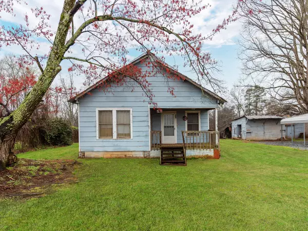 407 Railroad AVE, Rutherfordton, NC 28139