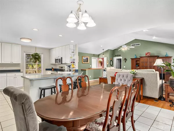 Fairview, NC 28730,11 Madelyn LN