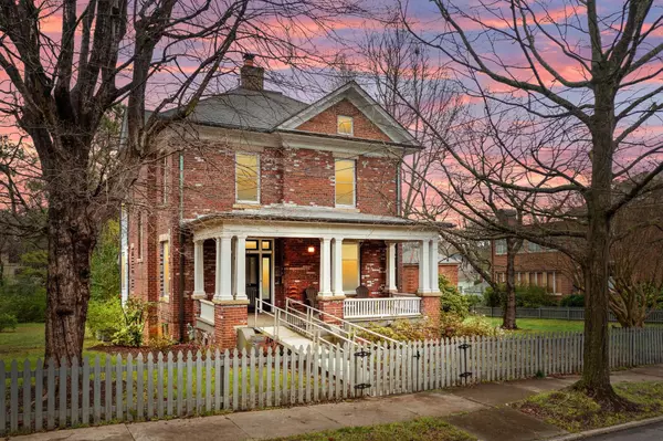 214 W Thomas ST, Salisbury, NC 28144