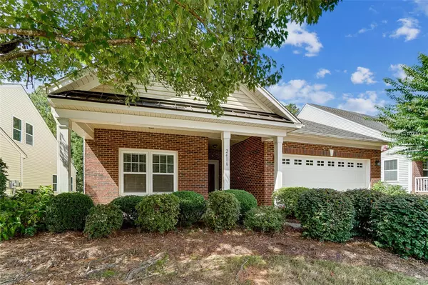 Tega Cay, SC 29708,2416 Bergamot ST