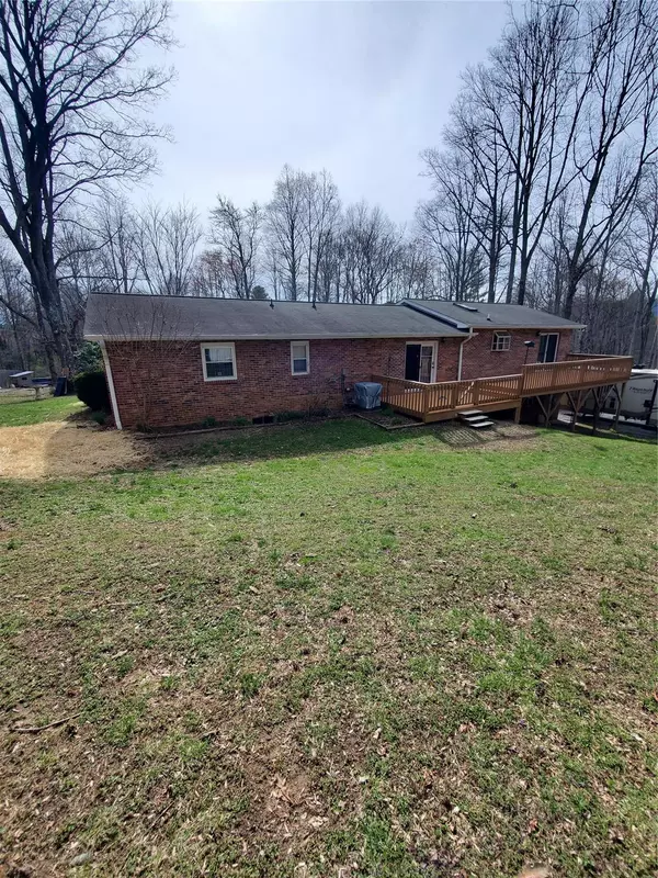 Mills River, NC 28759,73 Lofty Pine LN