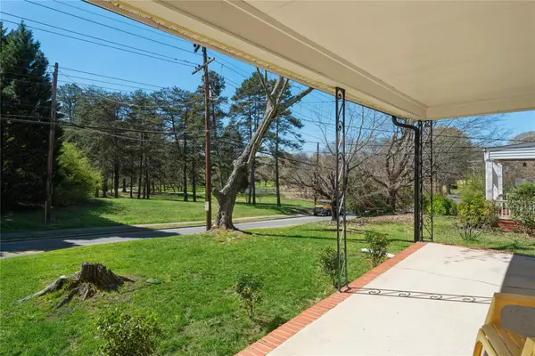 Salisbury, NC 28144,356 Grove ST