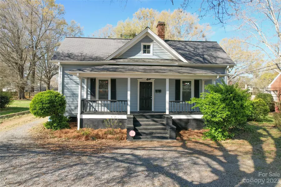 406 S Mulberry ST, Cherryville, NC 28021