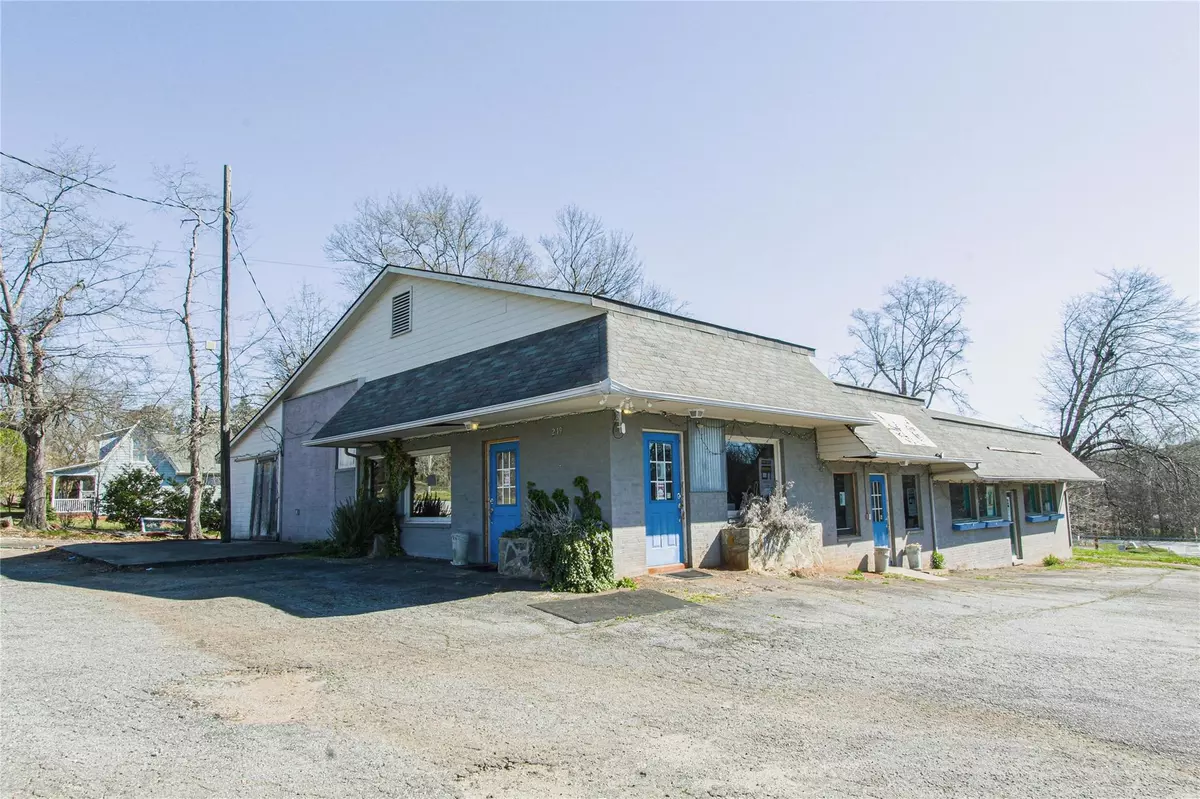 Cliffside, NC 28024,219 OLD MAIN ST