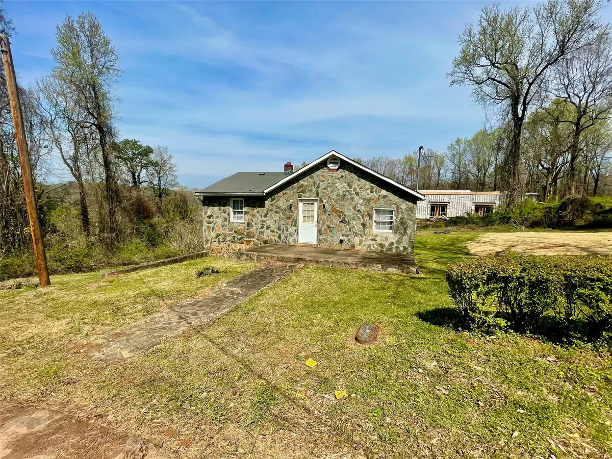 Rutherfordton, NC 28139,235 E Second ST