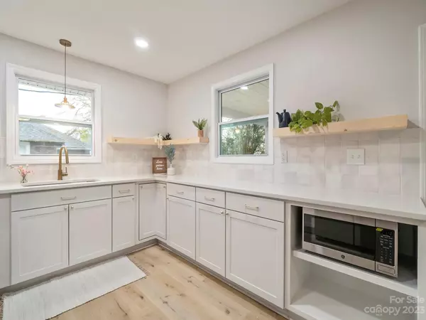 Landis, NC 28088,600 Ryder AVE