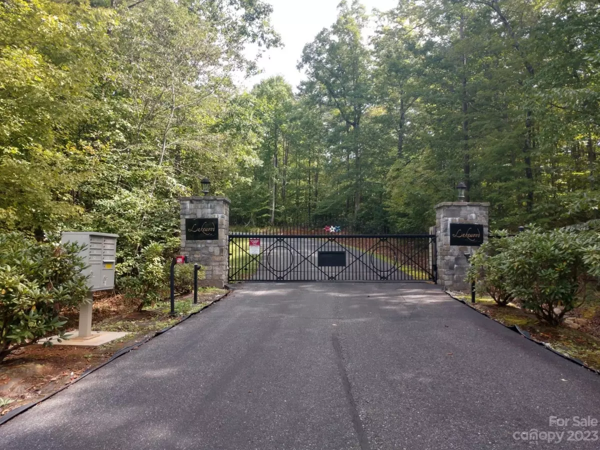 Marion, NC 28752,00 James View RD #8