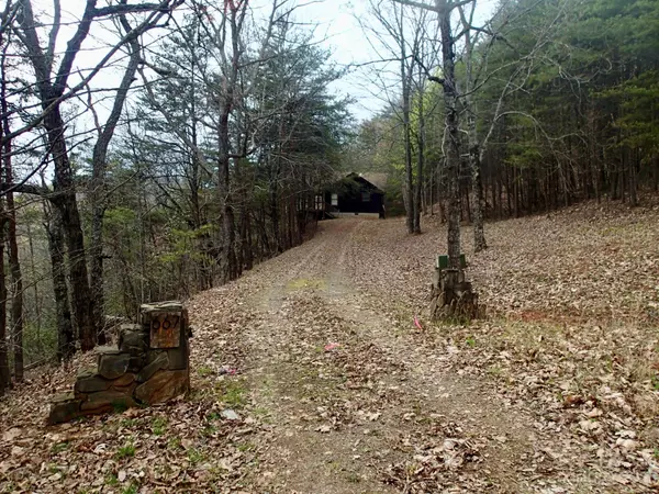 667 Pinnacle Pkwy, Union Mills, NC 28167