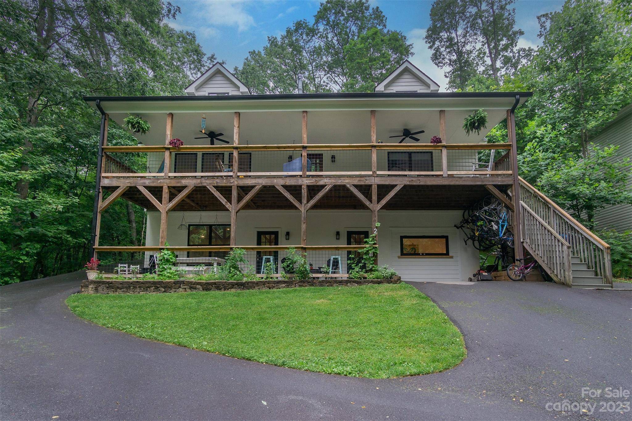 Black Mountain, NC 28711,2 Coneflower CT