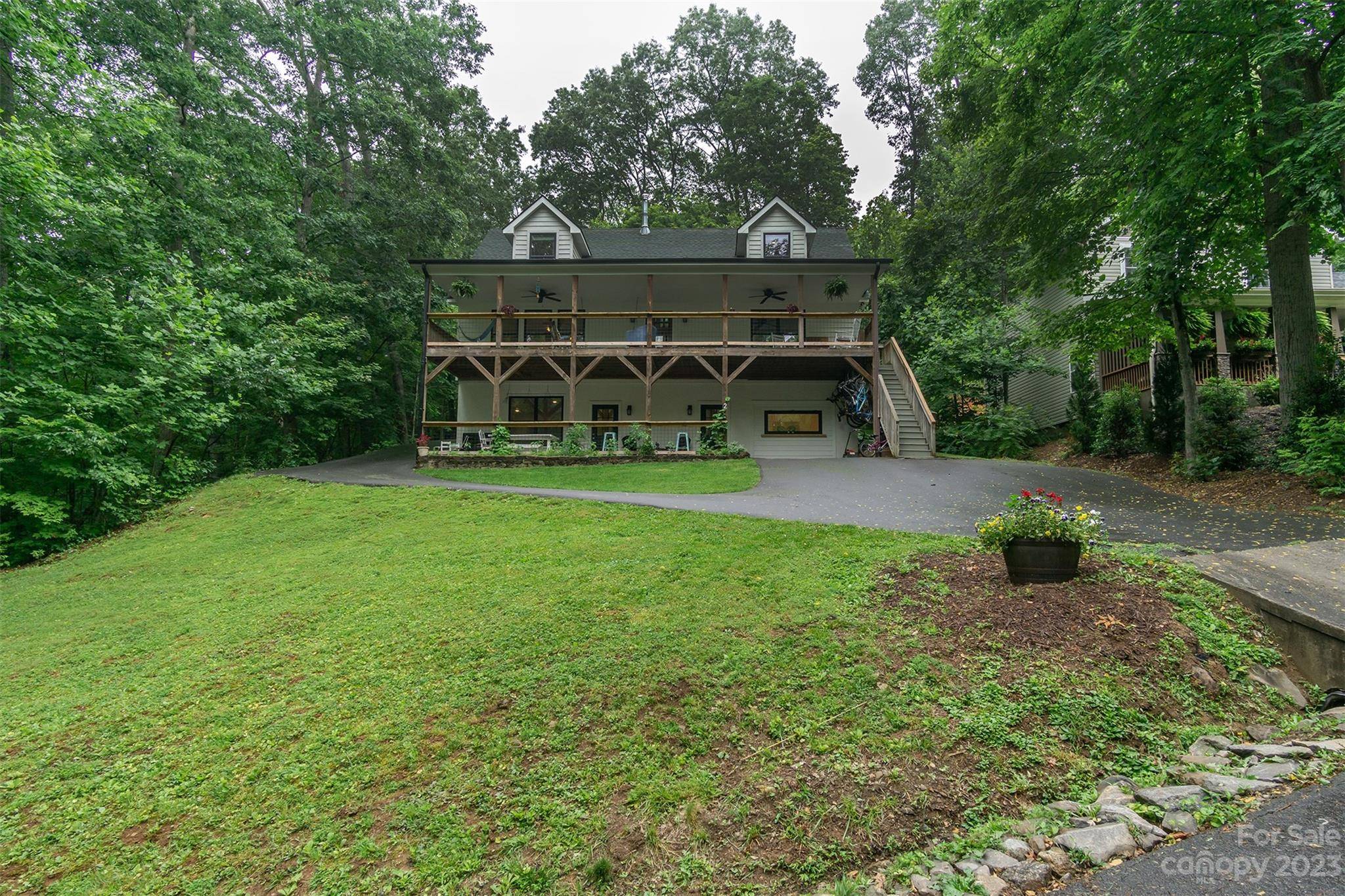 Black Mountain, NC 28711,2 Coneflower CT