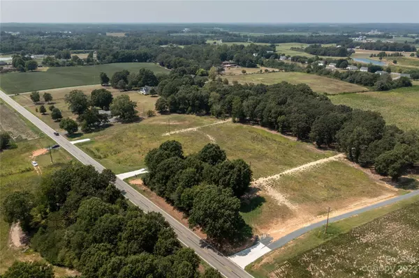 Marshville, NC 28103,5989 Hwy 218 HWY E #5