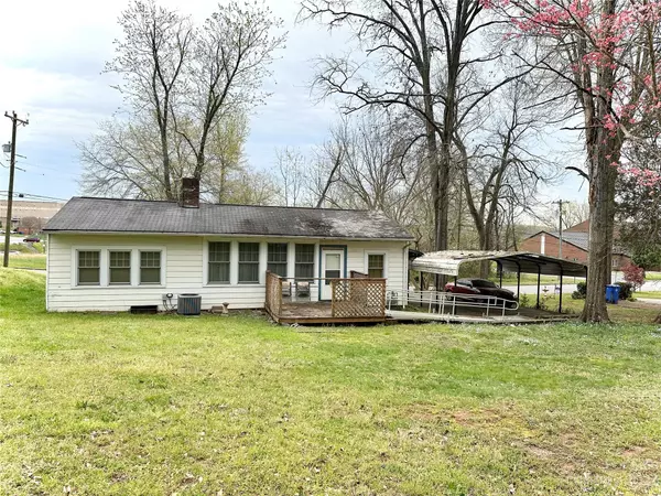 Rutherfordton, NC 28139,165 N Mitchell ST