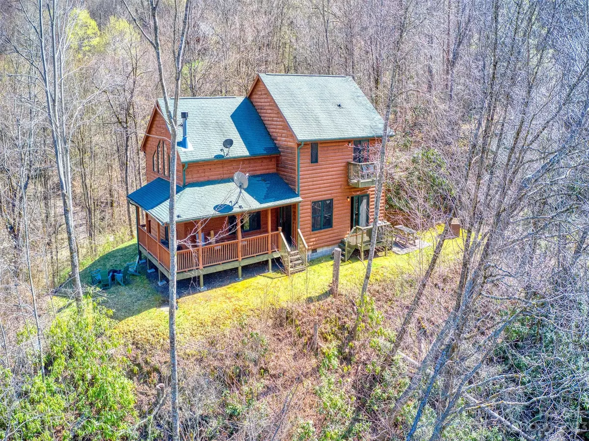 Maggie Valley, NC 28751,94 Irene LN