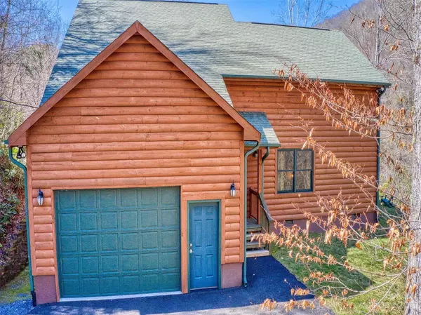 Maggie Valley, NC 28751,94 Irene LN