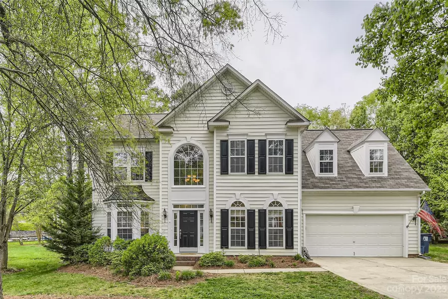 3748 Waters Reach LN, Indian Trail, NC 28079