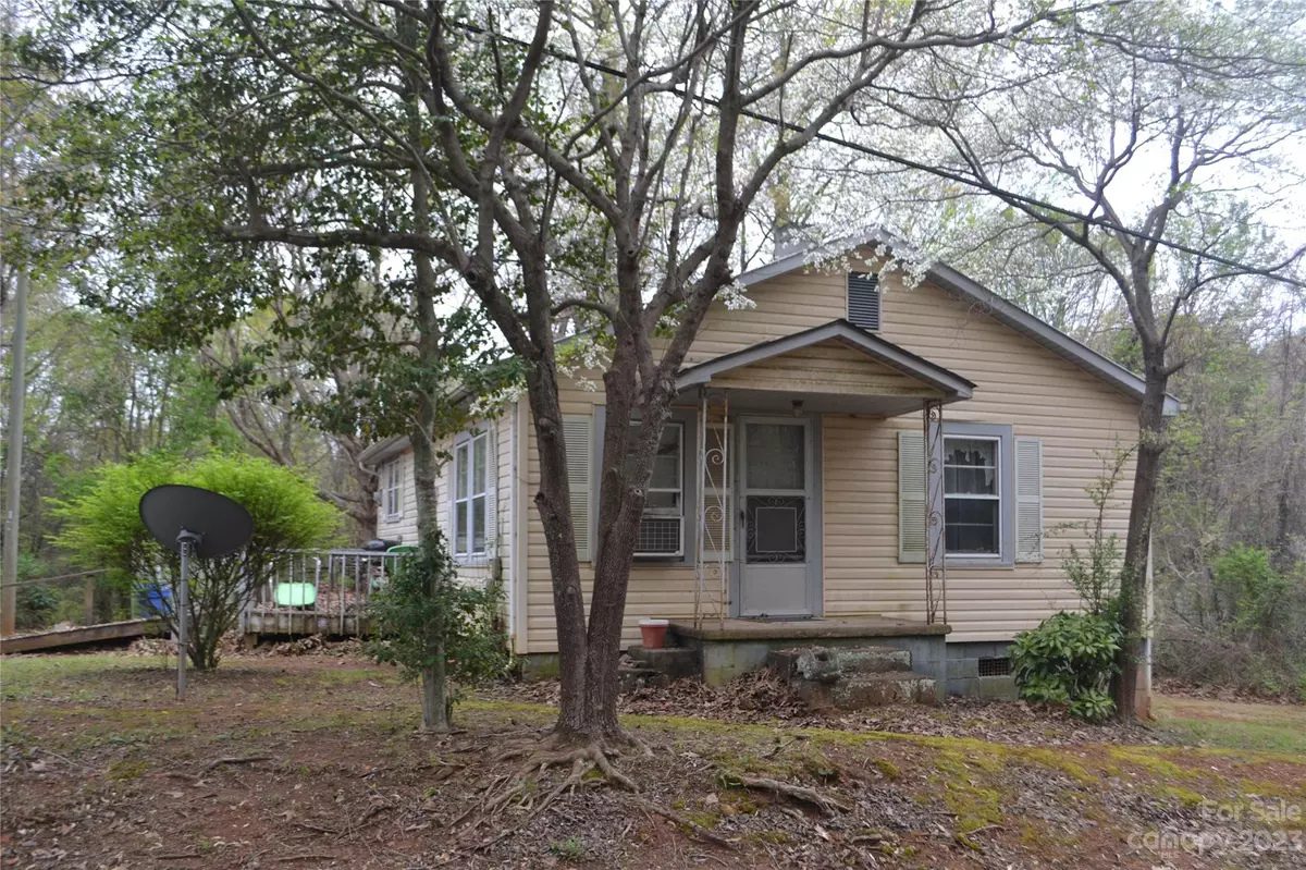 Rutherfordton, NC 28139,147 Gabriel ST