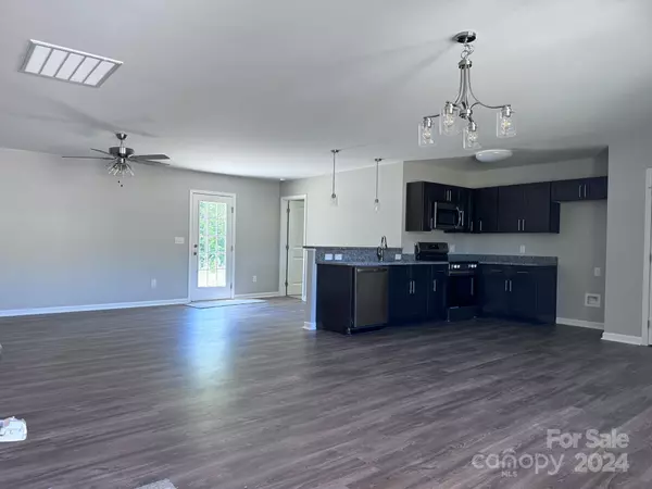 Pageland, SC 29728,112 Fir ST #9