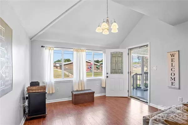 Kannapolis, NC 28083,1304 Venus ST