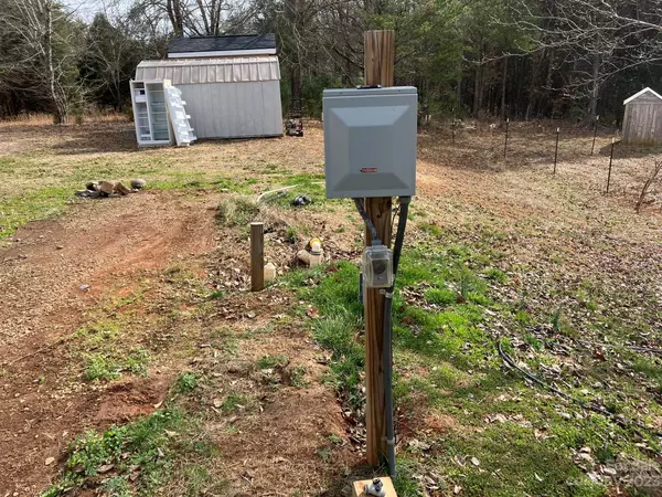 Forest City, NC 28043,250 Old Ross RD