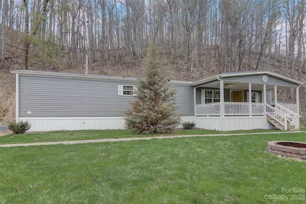 1903 Old Mountain RD, Mars Hill, NC 28754