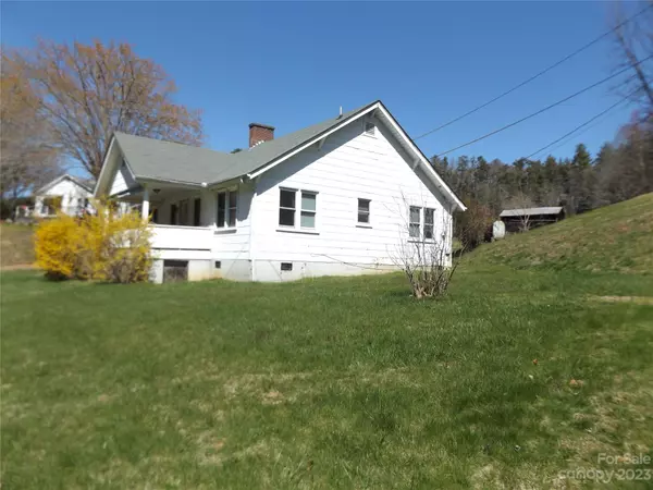 1537 S Main ST, Mars Hill, NC 28754