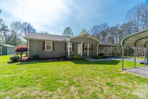 Yadkinville, NC 27055,2845 Washington DR