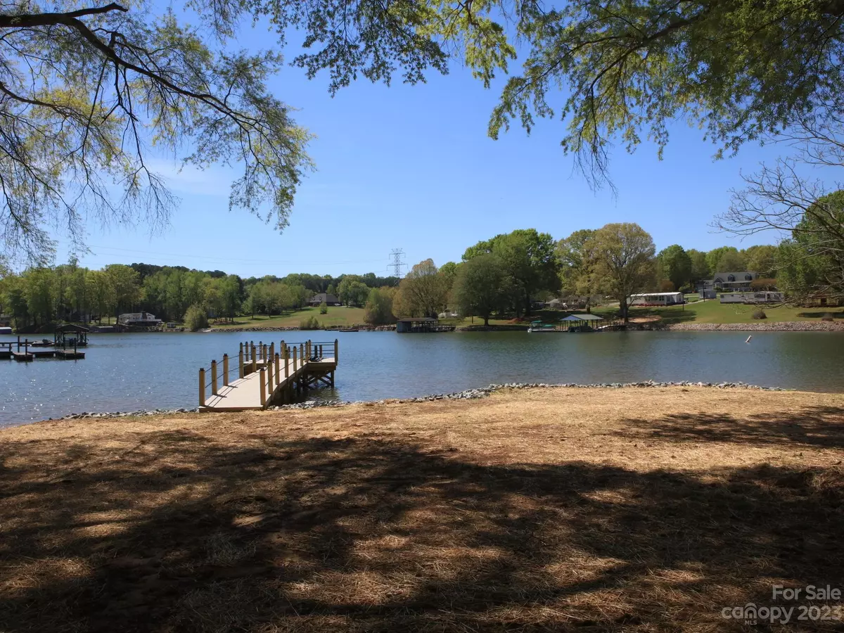 Terrell, NC 28682,4215 Cascade ST