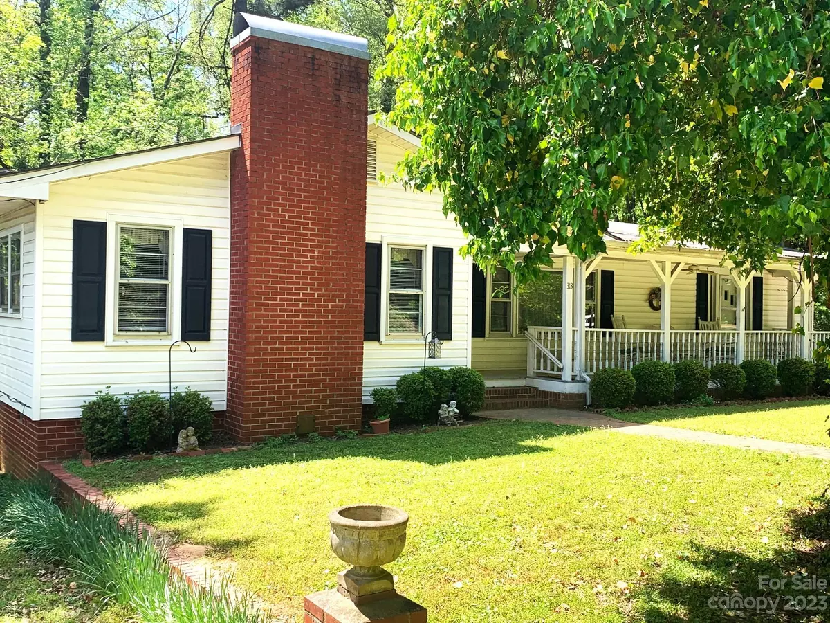 Wadesboro, NC 28170,313 Carolina AVE