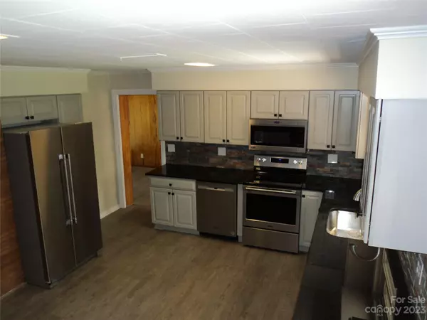 Albemarle, NC 28001,2158 Woodcroft LN