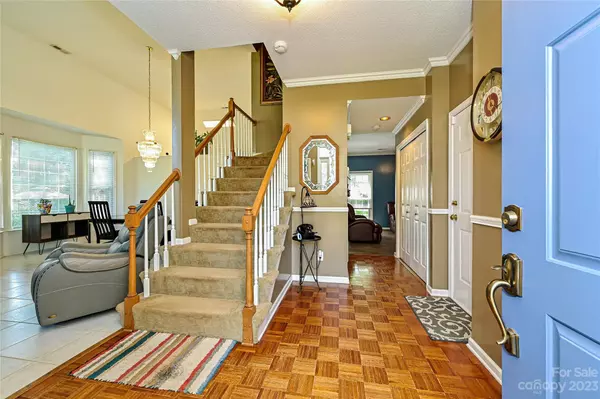 Charlotte, NC 28277,8637 Walsham DR