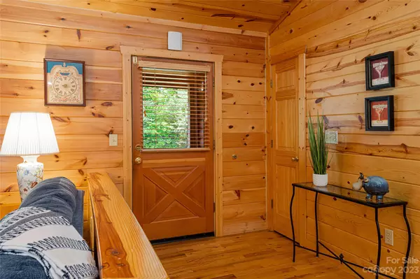 Bostic, NC 28018,134 Quebec TRL