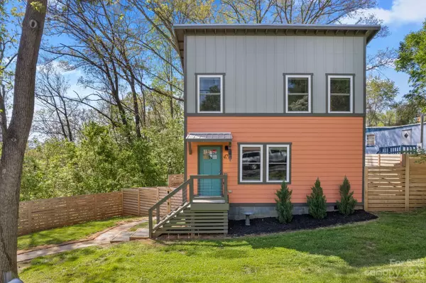 47 Mulberry ST, Asheville, NC 28804