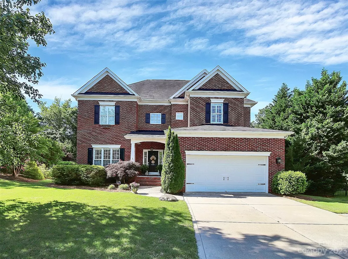 Fort Mill, SC 29715,215 Grimball LN