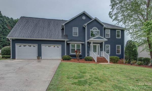 2518 Saddlehorse LN, Gastonia, NC 28056