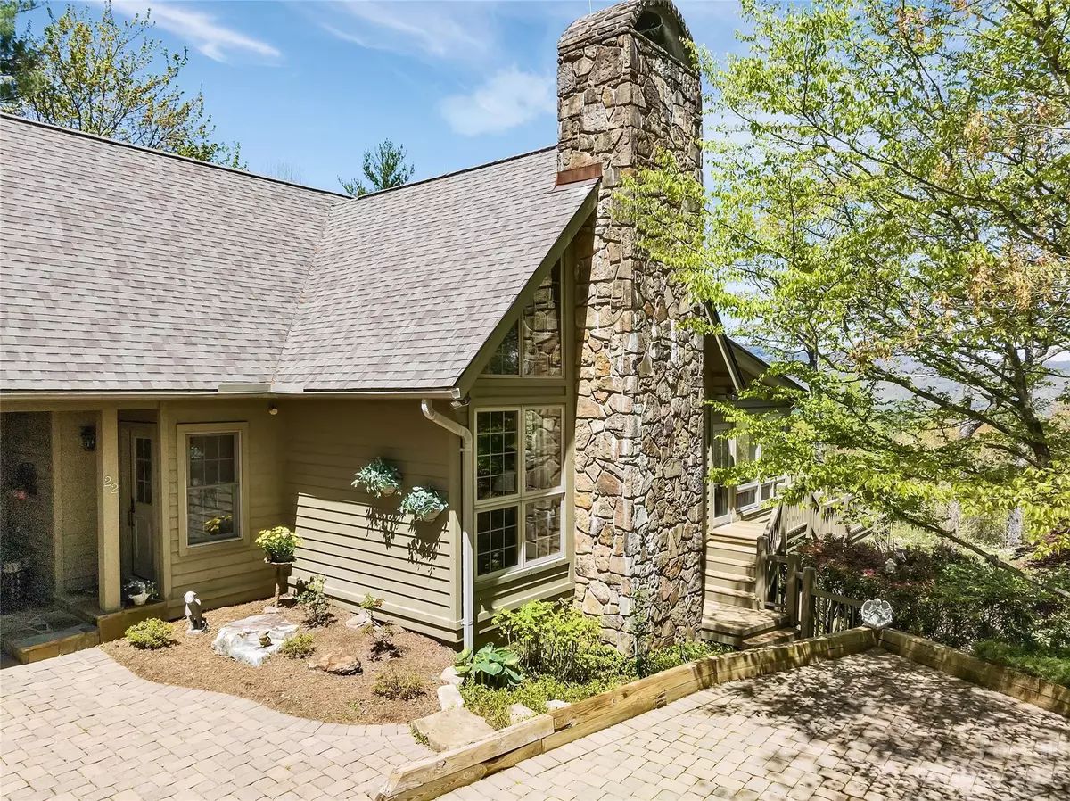 Lake Toxaway, NC 28747,22 Lakeside TRL