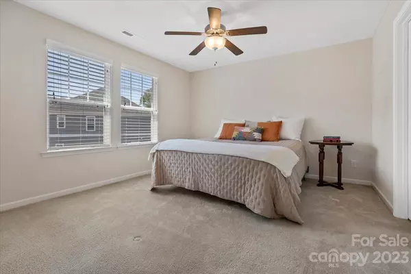 Charlotte, NC 28210,1504 Sharon RD W