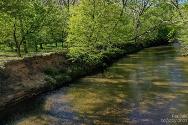 Rutherfordton, NC 28139,465 Calhoun TRL