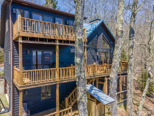 4295 Greenspire DR, Sylva, NC 28779