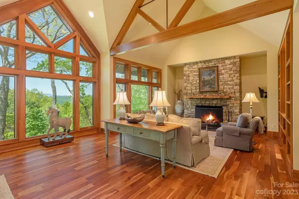 Flat Rock, NC 28731,143 POPLAR LOOP DR