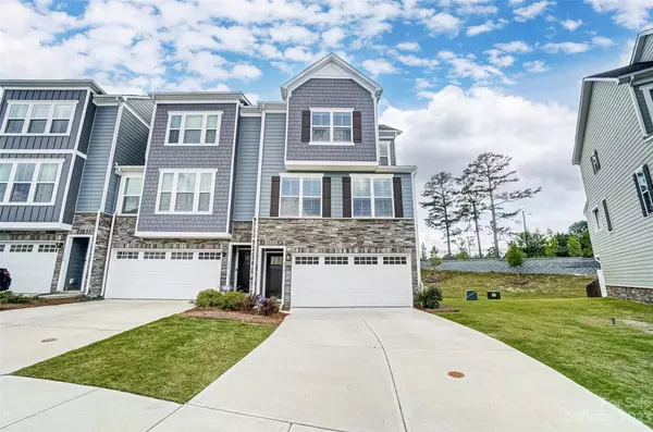 Tega Cay, SC 29708,636 Crudent RD