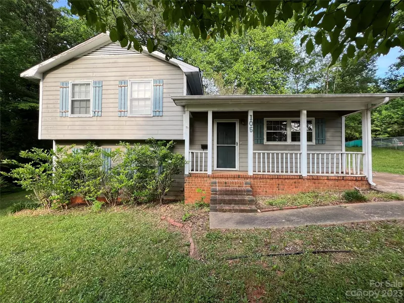 105 Yorktowne ST, Fort Mill, SC 29715