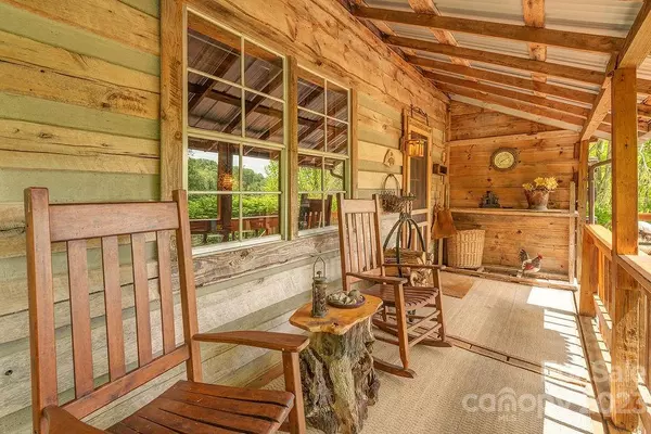 Mars Hill, NC 28754,2222 Roaring Fork RD