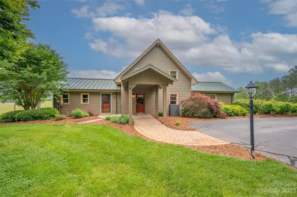 Rutherfordton, NC 28139,251 Painters Gap RD