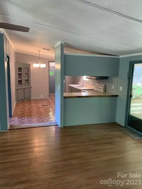 Marion, NC 28752,771 Hoppy Tom Hollow RD