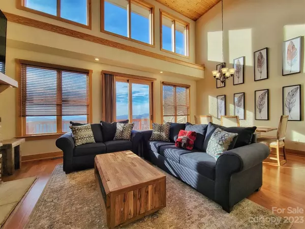 Mars Hill, NC 28754,295 Vista DR #401