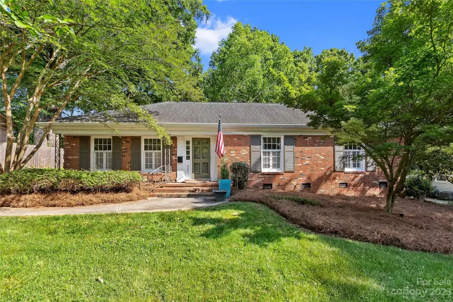 5937 Colchester PL, Charlotte, NC 28210